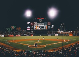 海星体育直播_王博豪紧急驰援西亚会合U22男足，刘浩帆、彭啸伤病恢复进展理想提振全队士气