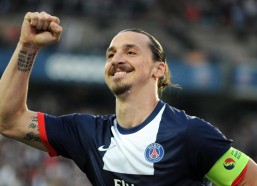 海星tv官网-特奥·埃尔南德斯坚定辟谣，从未计划离开AC米兰，驳斥续约与转会不实传闻