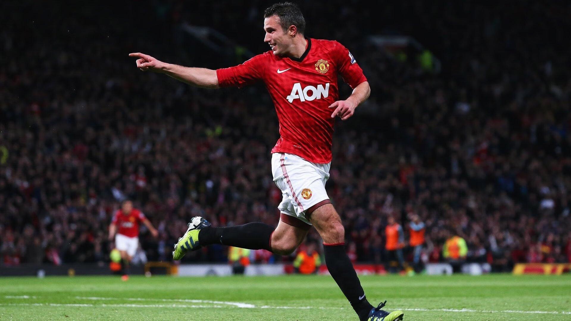 伊萨克回首多特时光，那段历练铸就今日锋芒，过人内切射门成最爱